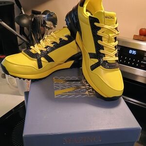 Mazino Vibrant Yellow and Black Sneakers